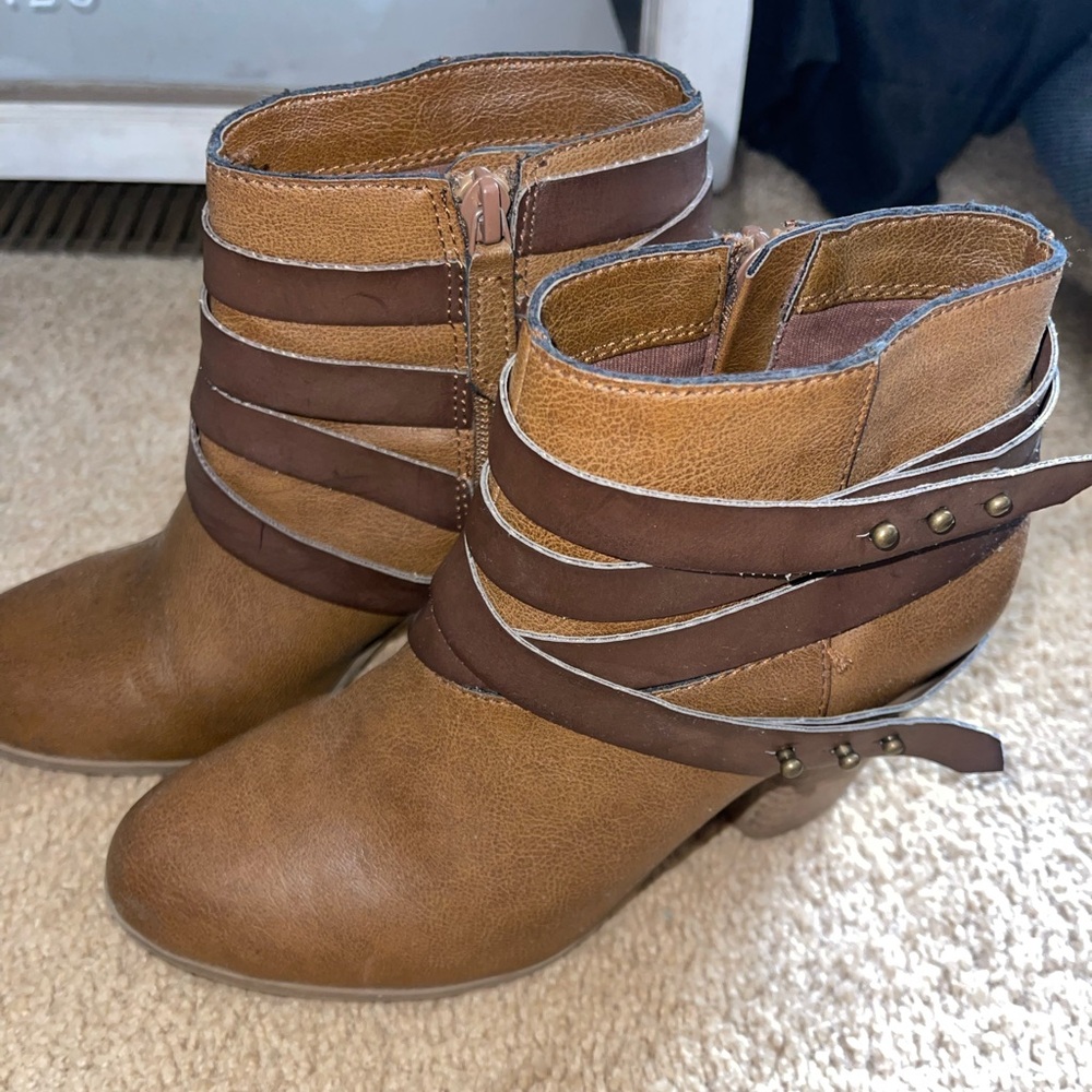 Material Girl Brown Leather Ankle Boots - Size 6.5